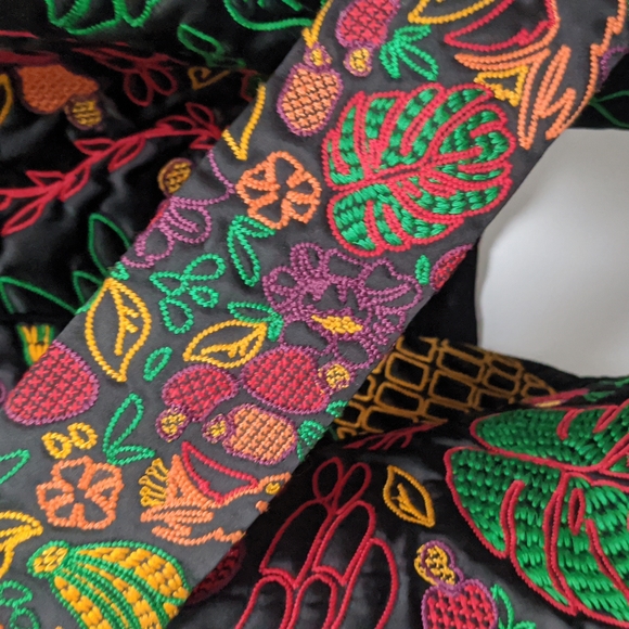 FARM Rio Black Embroidered Kimono - Picture 6 of 8